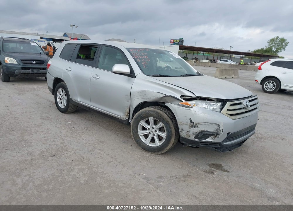 2013 TOYOTA HIGHLANDER BASE V6 VIN: 5TDZK3EH1DS096676
