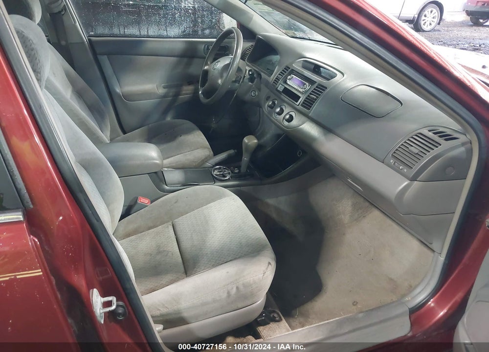 2004 TOYOTA CAMRY LE VIN: 4T1BE32K84U272557