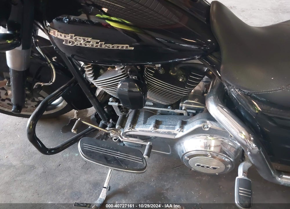 2013 HARLEY-DAVIDSON FLHX STREET GLIDE VIN: 1HD1KBM13DB619584