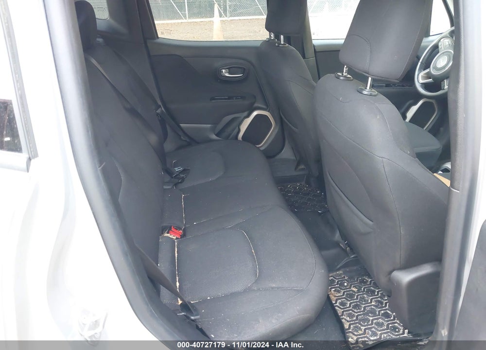 2015 JEEP RENEGADE LATITUDE VIN: ZACCJBBT9FPC43340