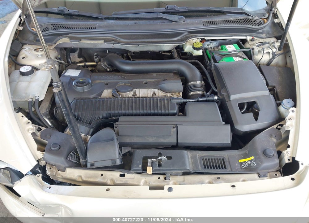 2007 VOLVO C70 T5 VIN: YV1MC68247J023734