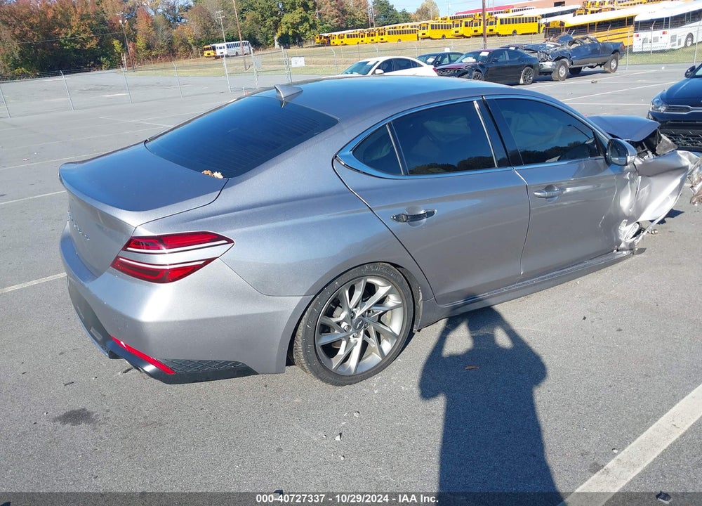 2022 GENESIS G70 2.0T RWD VIN: KMTG34TAXNU093659