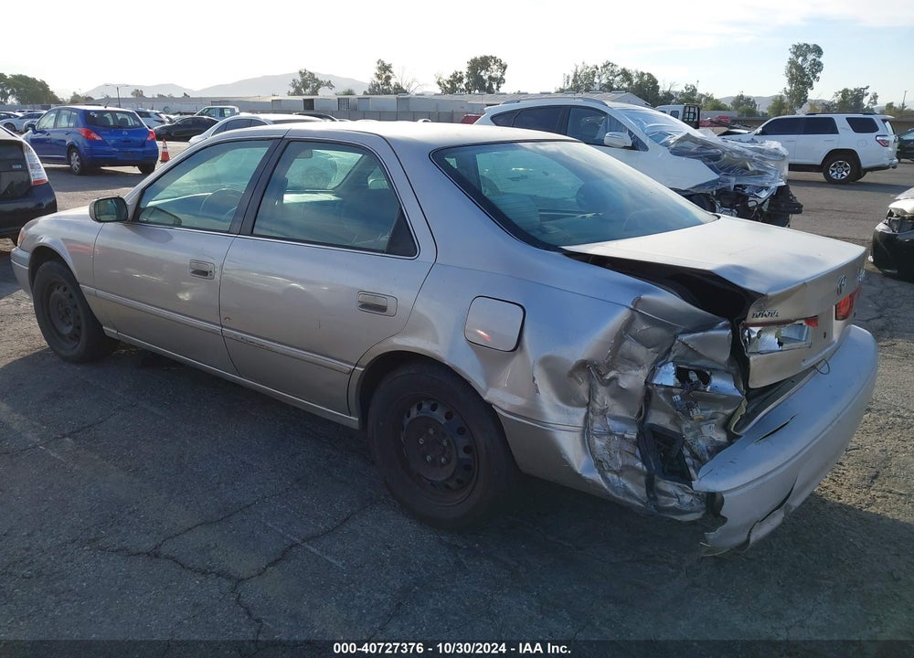1998 TOYOTA CAMRY LE V6 VIN: 4T1BF22K1WU926678