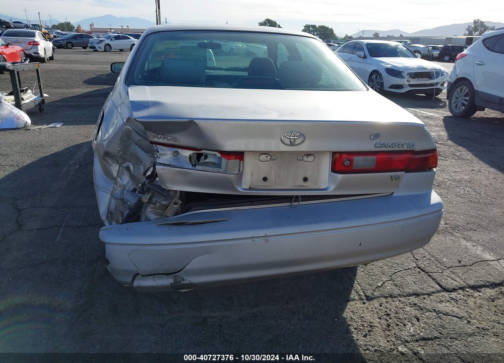 1998 TOYOTA CAMRY LE V6 VIN: 4T1BF22K1WU926678