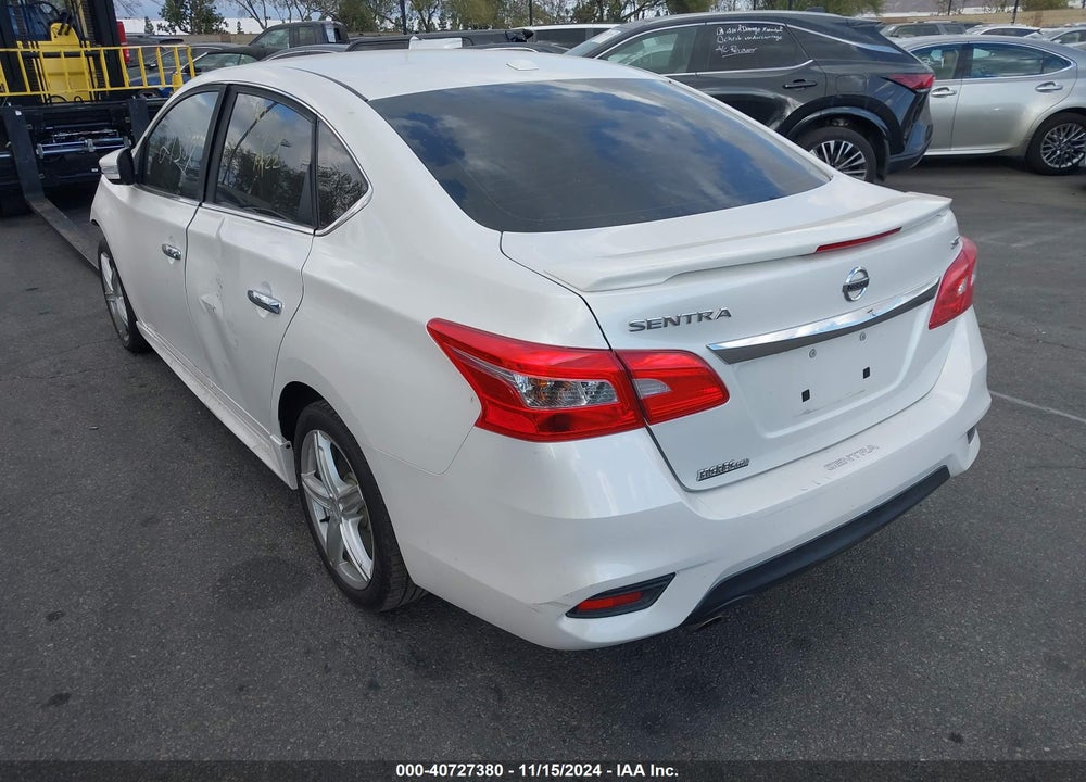 2018 NISSAN SENTRA SR VIN: 3N1AB7AP8JY341112