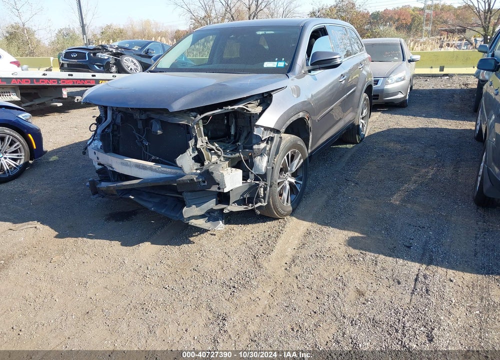 2017 TOYOTA HIGHLANDER LE VIN: 5TDBZRFH0HS429163