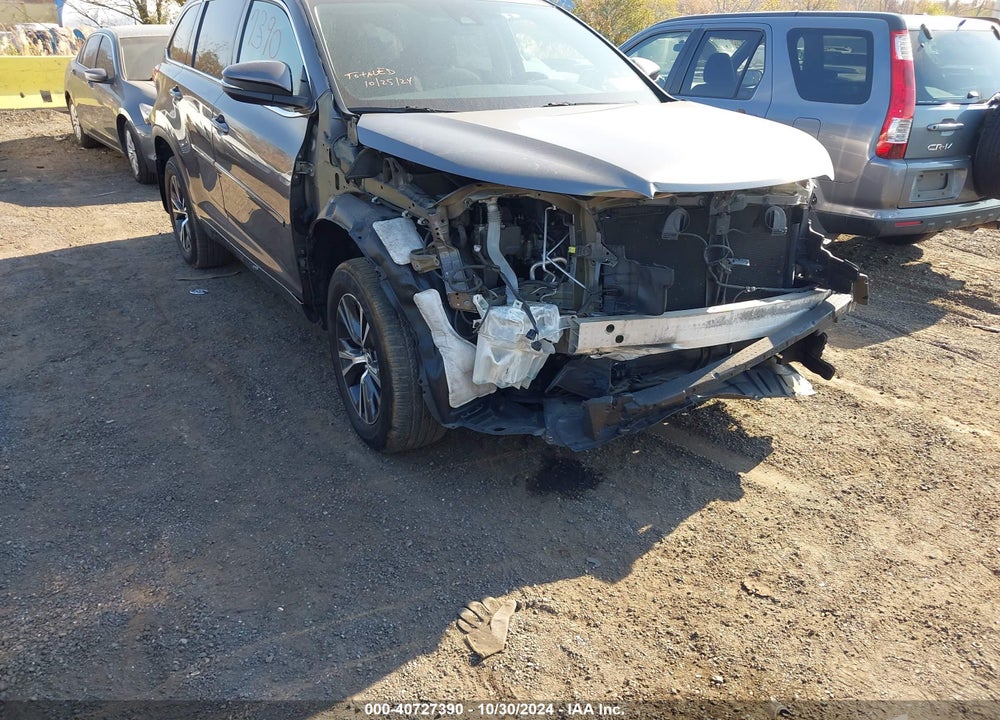 2017 TOYOTA HIGHLANDER LE VIN: 5TDBZRFH0HS429163