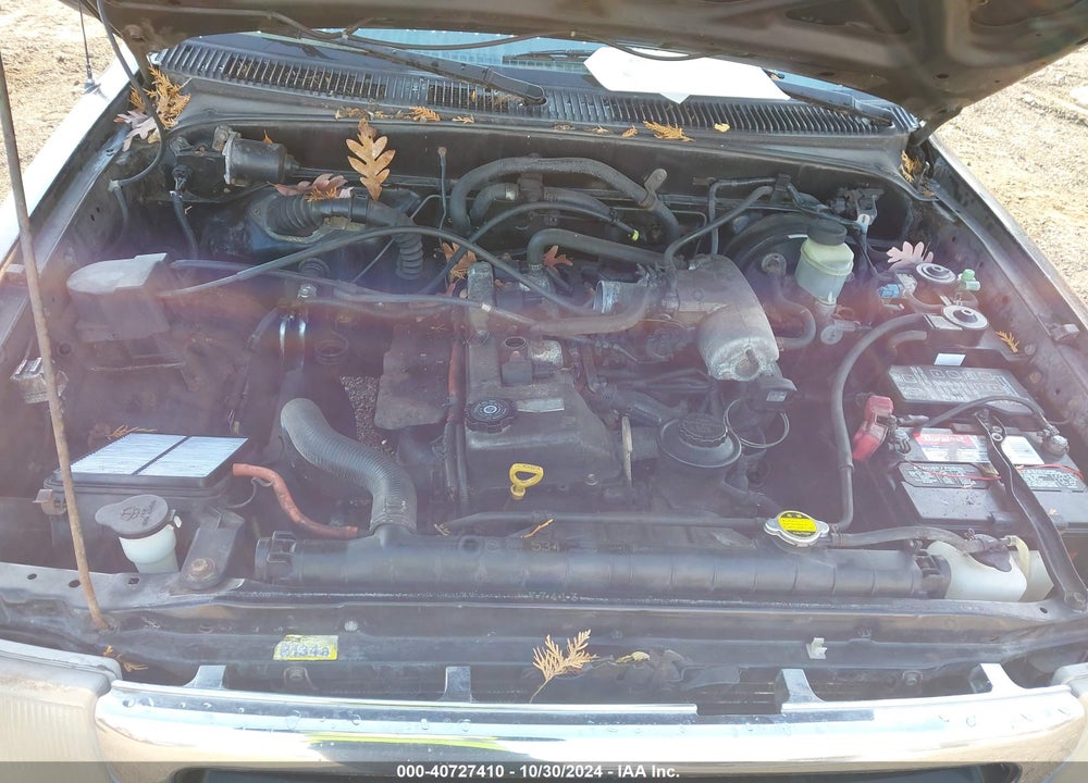 2000 TOYOTA TACOMA VIN: 5TEVL52NXYZ711820