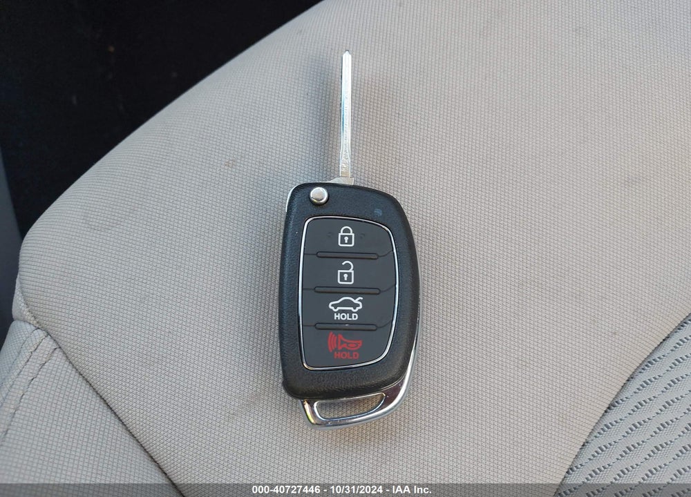 2017 HYUNDAI SONATA SE VIN: 5NPE24AF2HH486917