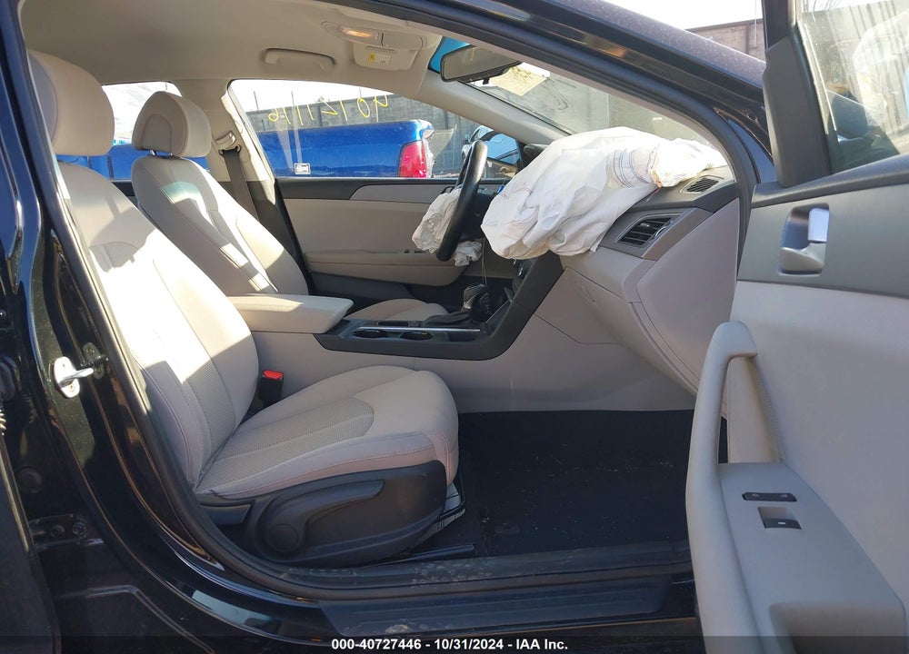 2017 HYUNDAI SONATA SE VIN: 5NPE24AF2HH486917