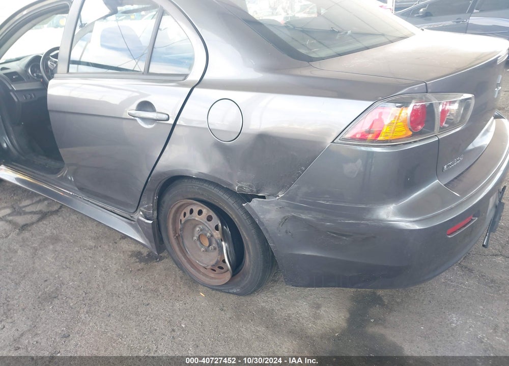 2011 MITSUBISHI LANCER VIN: JA32U2FU0BU015658