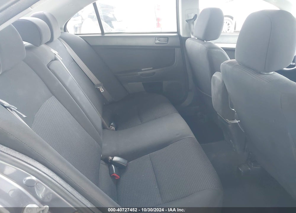 2011 MITSUBISHI LANCER VIN: JA32U2FU0BU015658