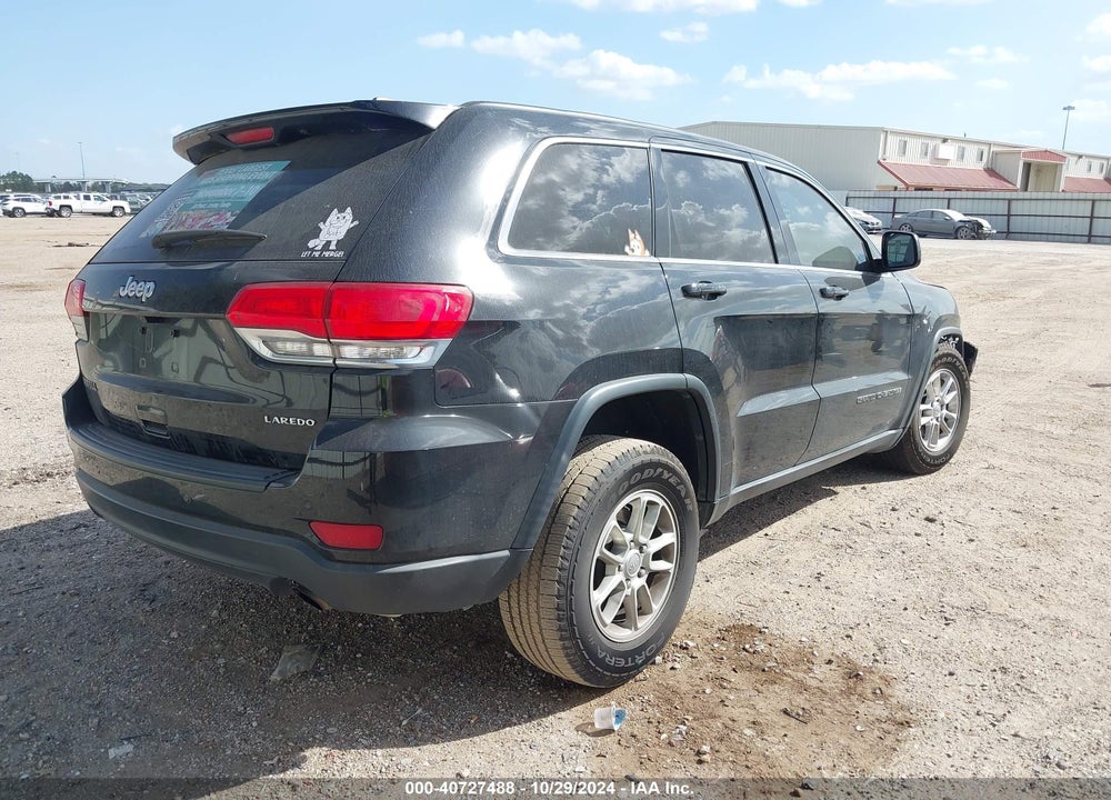 2018 GRAND JEEP  CHEROKEE LAREDO 4X2 VIN: 1C4RJEAG7JC455411