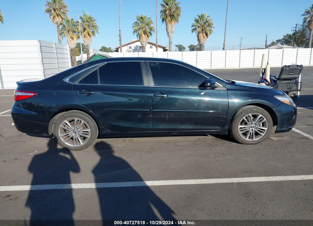2015 TOYOTA CAMRY SE VIN: 4T1BF1FK2FU895087