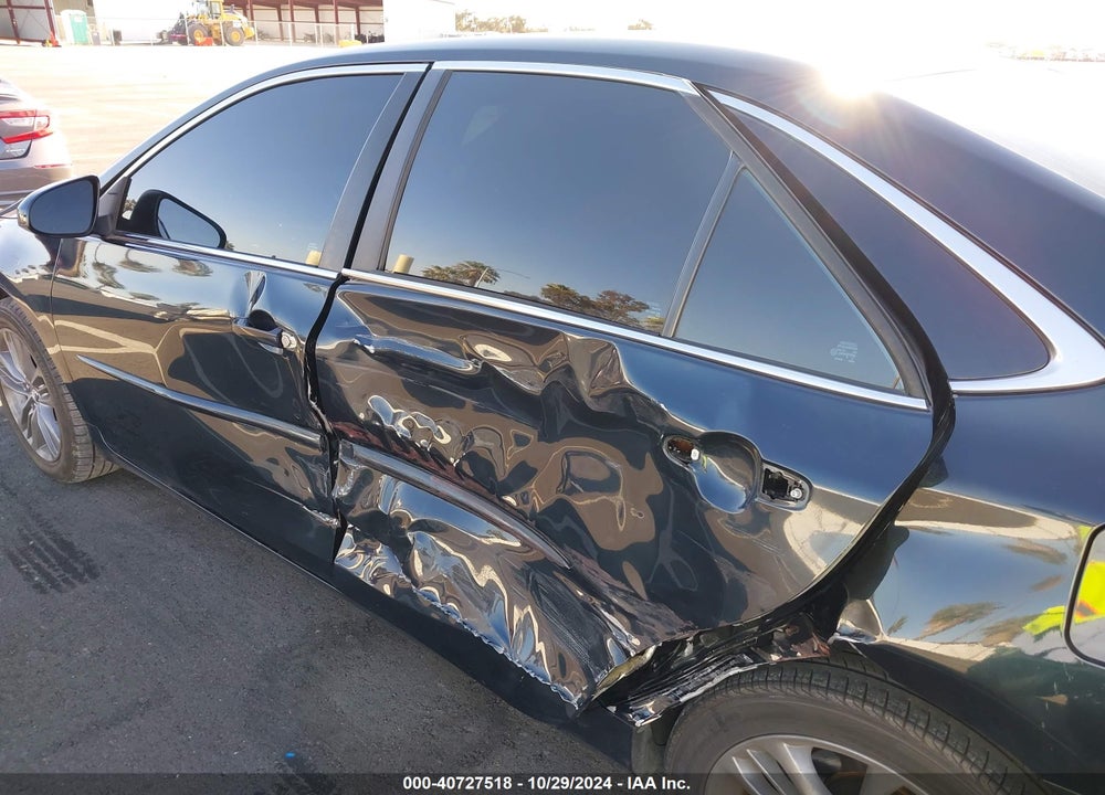 2015 TOYOTA CAMRY SE VIN: 4T1BF1FK2FU895087