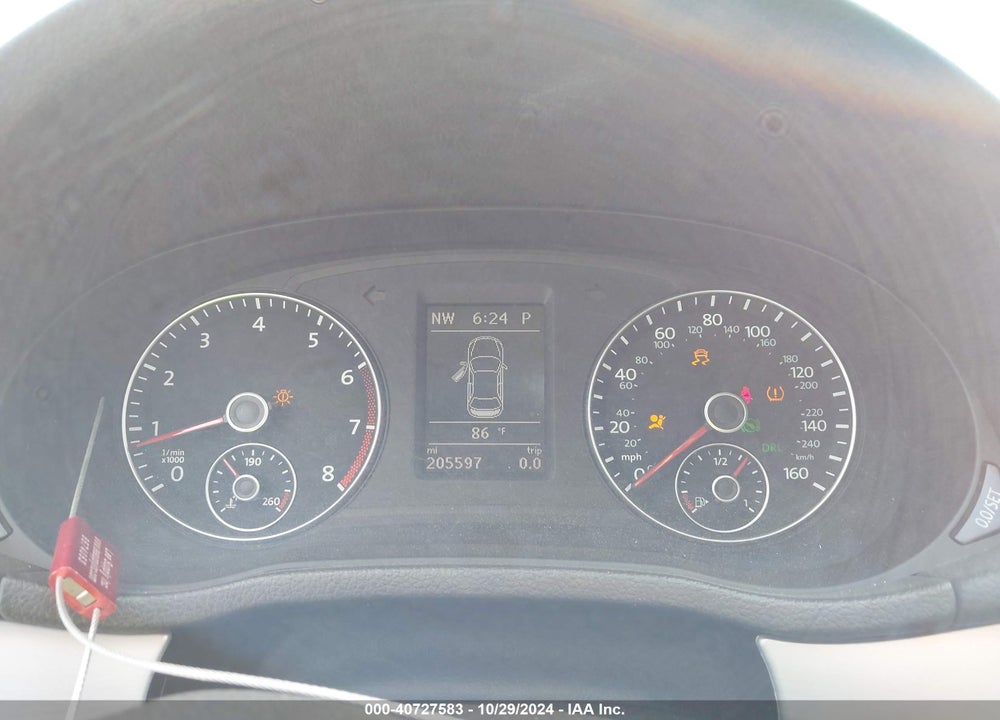 2013 VOLKSWAGEN PASSAT 2.5L SE VIN: 1VWBH7A38DC120049