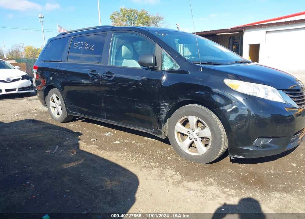 2011 TOYOTA SIENNA LE V6 VIN: 5TDKK3DC9BS089222
