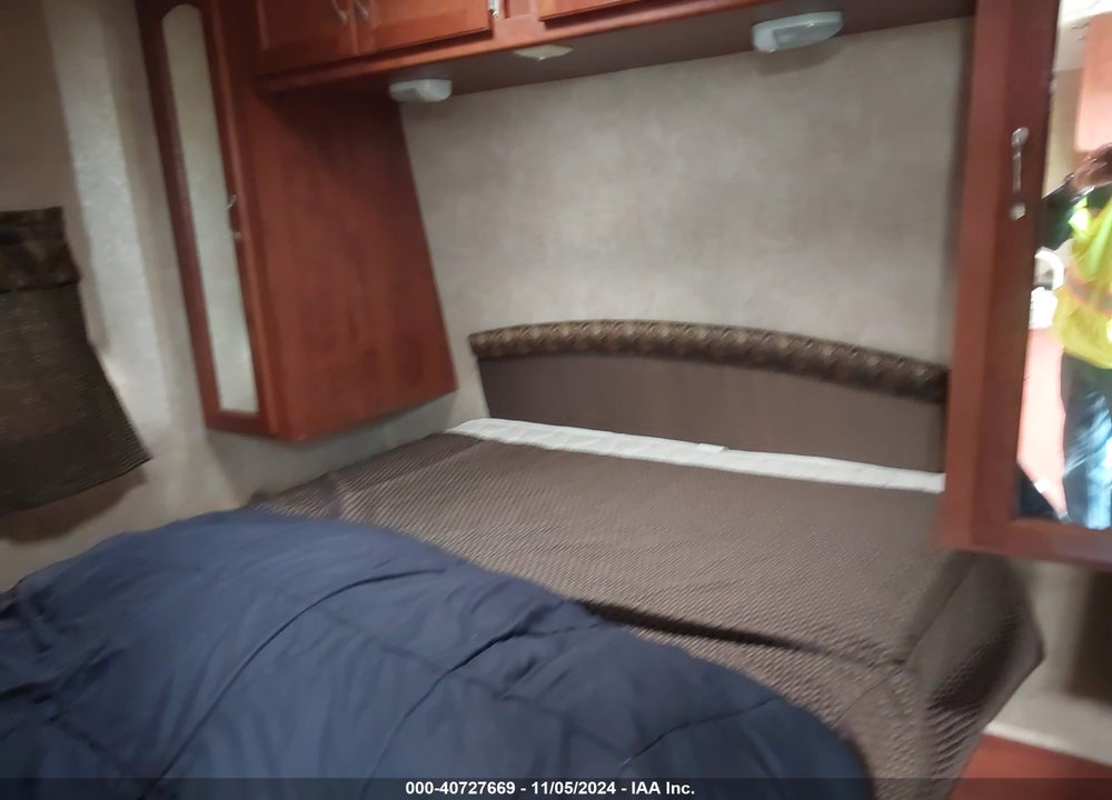 2012 RIVERSIDE 31BHS TRAVEL TRAILER 36 FT 2 SLIDEOUTS VIN: 521BT362XCP015470