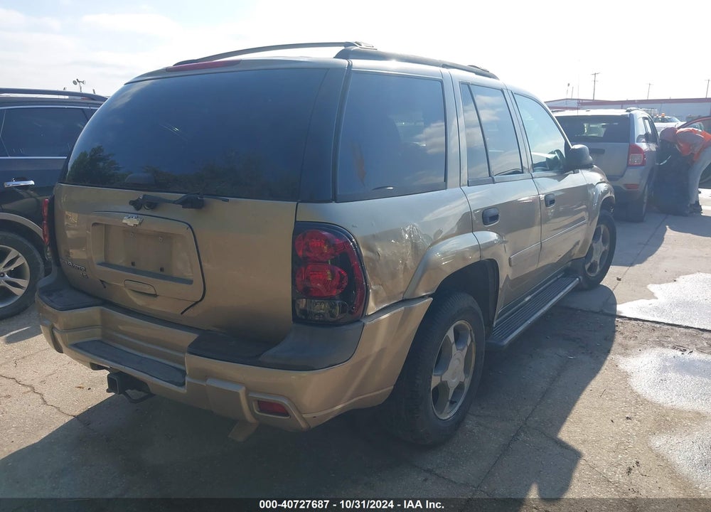 2006 CHEVROLET TRAILBLAZER LS VIN: 1GNDS13S162335707