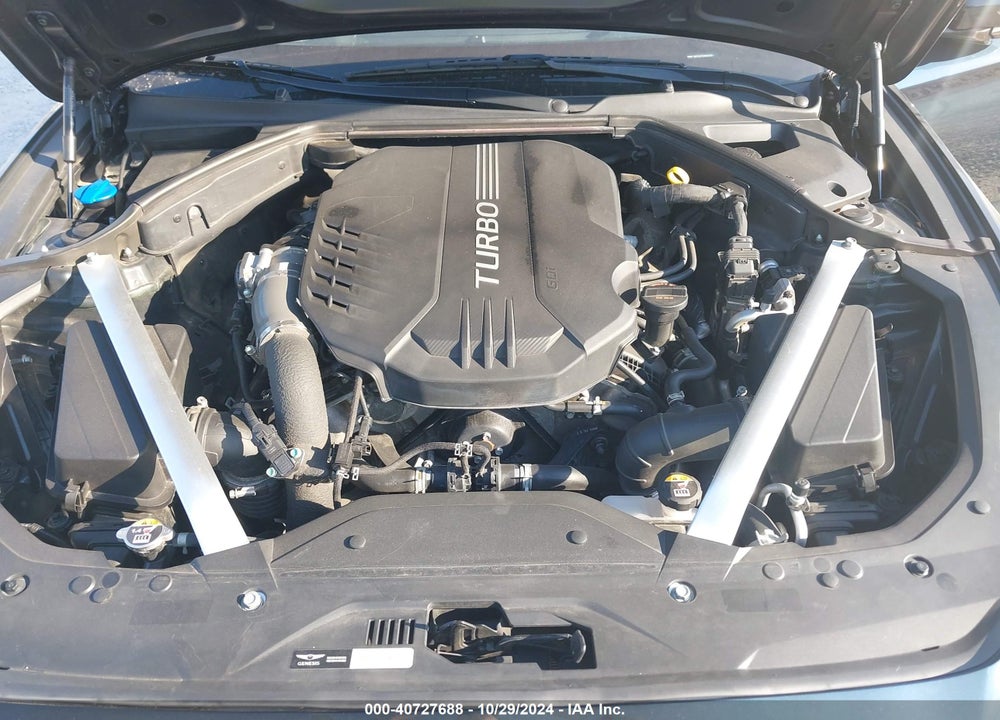 2022 GENESIS G70 3.3T AWD VIN: KMTG54TE8NU095696