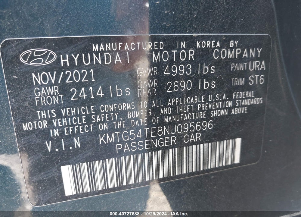 2022 GENESIS G70 3.3T AWD VIN: KMTG54TE8NU095696