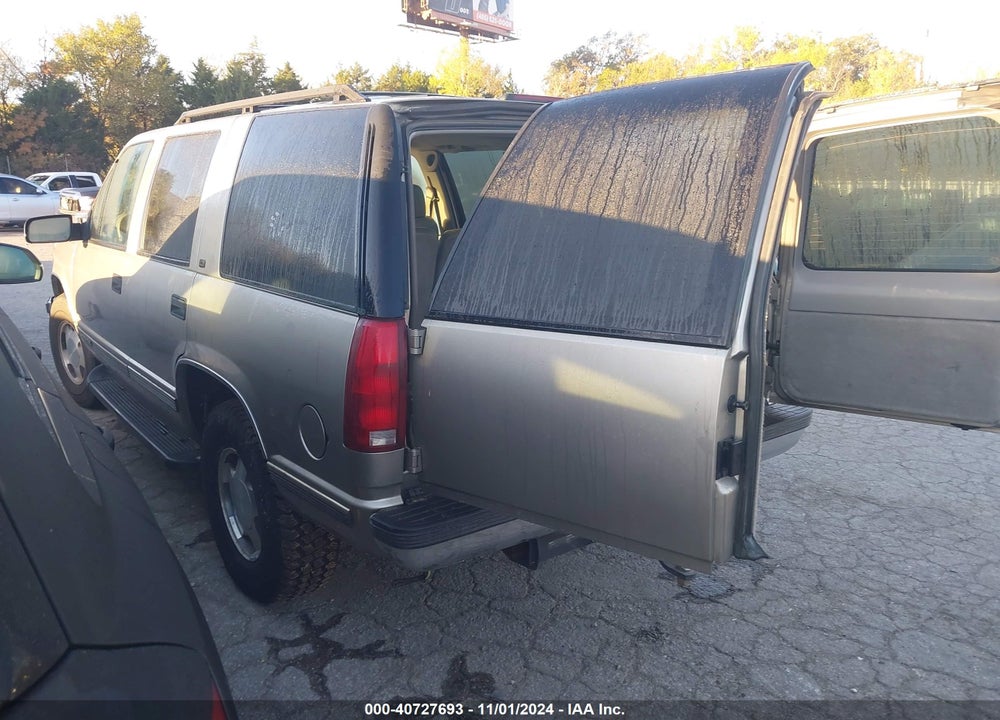 1999 CHEVROLET TAHOE LS VIN: 1GNEK13R0XJ525751