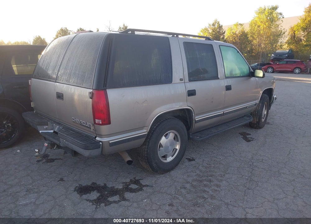 1999 CHEVROLET TAHOE LS VIN: 1GNEK13R0XJ525751