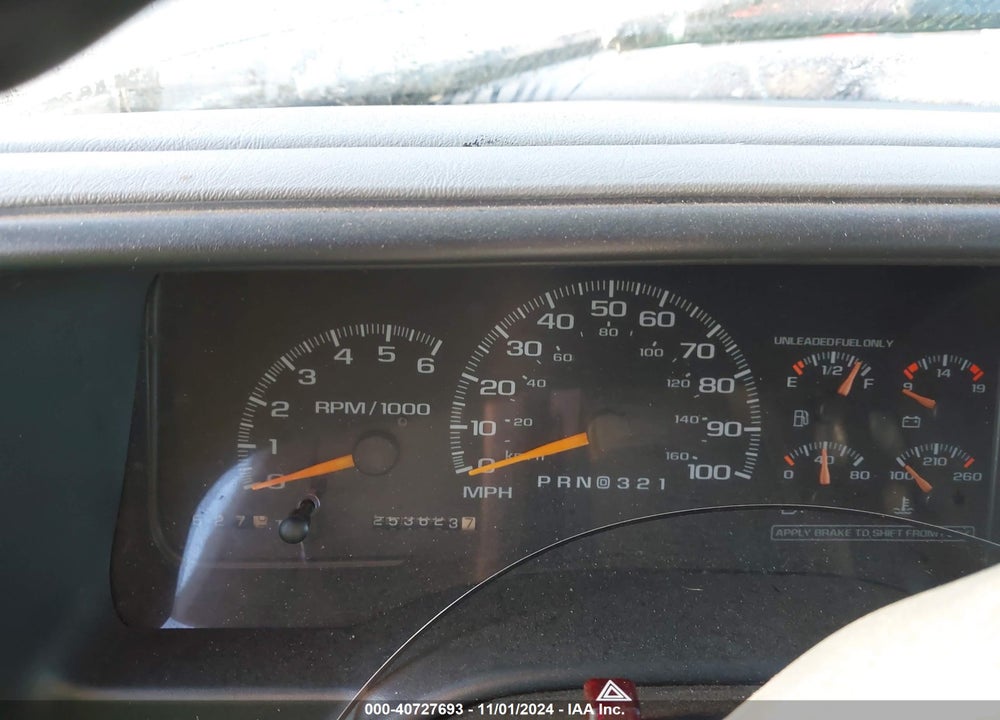 1999 CHEVROLET TAHOE LS VIN: 1GNEK13R0XJ525751