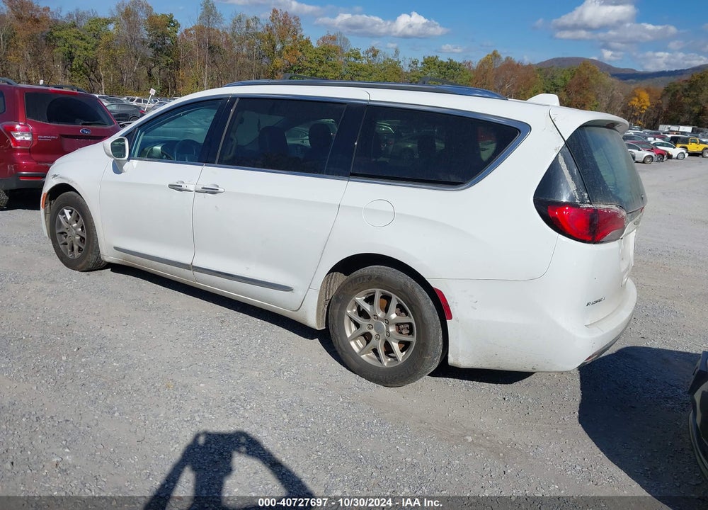 2020 CHRYSLER PACIFICA TOURING L VIN: 2C4RC1BGXLR272189