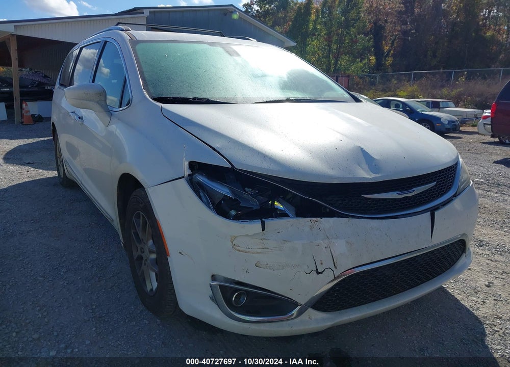 2020 CHRYSLER PACIFICA TOURING L VIN: 2C4RC1BGXLR272189