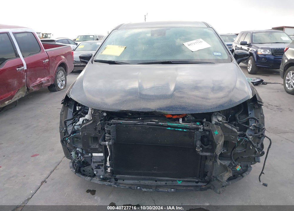 2022 CHRYSLER PACIFICA HYBRID TOURING L VIN: 2C4RC1L70NR151303