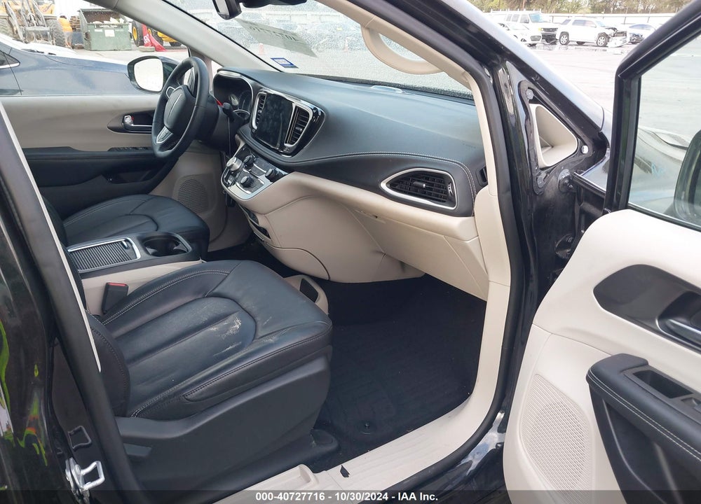 2022 CHRYSLER PACIFICA HYBRID TOURING L VIN: 2C4RC1L70NR151303