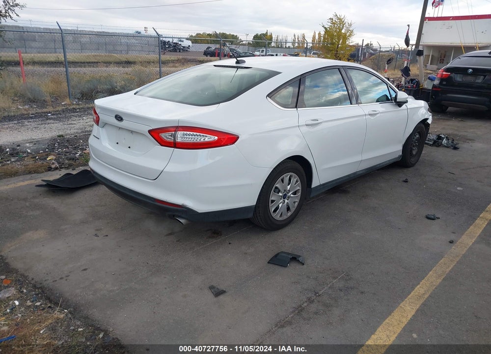 2014 FORD FUSION S VIN: 3FA6P0G73ER195209