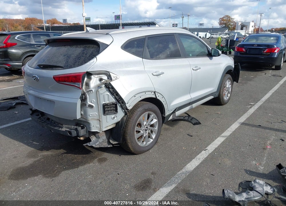 2018 HYUNDAI TUCSON SEL VIN: KM8J33A47JU664445