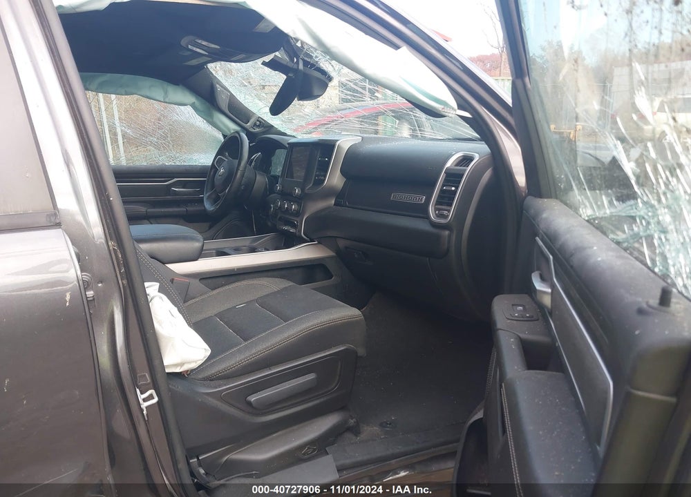 2020 RAM 1500 VIN: 1C6RREFT5LN406169