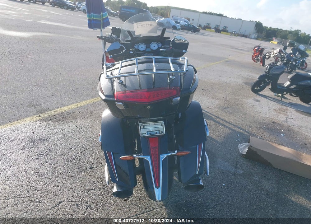2014 VICTORY MOTORCYCLES CROSS COUNTRY TOUR/TOUR 15TH ANNIV VIN: 5VPTW36N9E3032520
