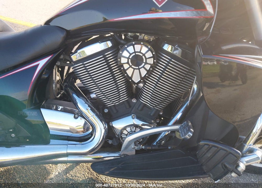 2014 VICTORY MOTORCYCLES CROSS COUNTRY TOUR/TOUR 15TH ANNIV VIN: 5VPTW36N9E3032520
