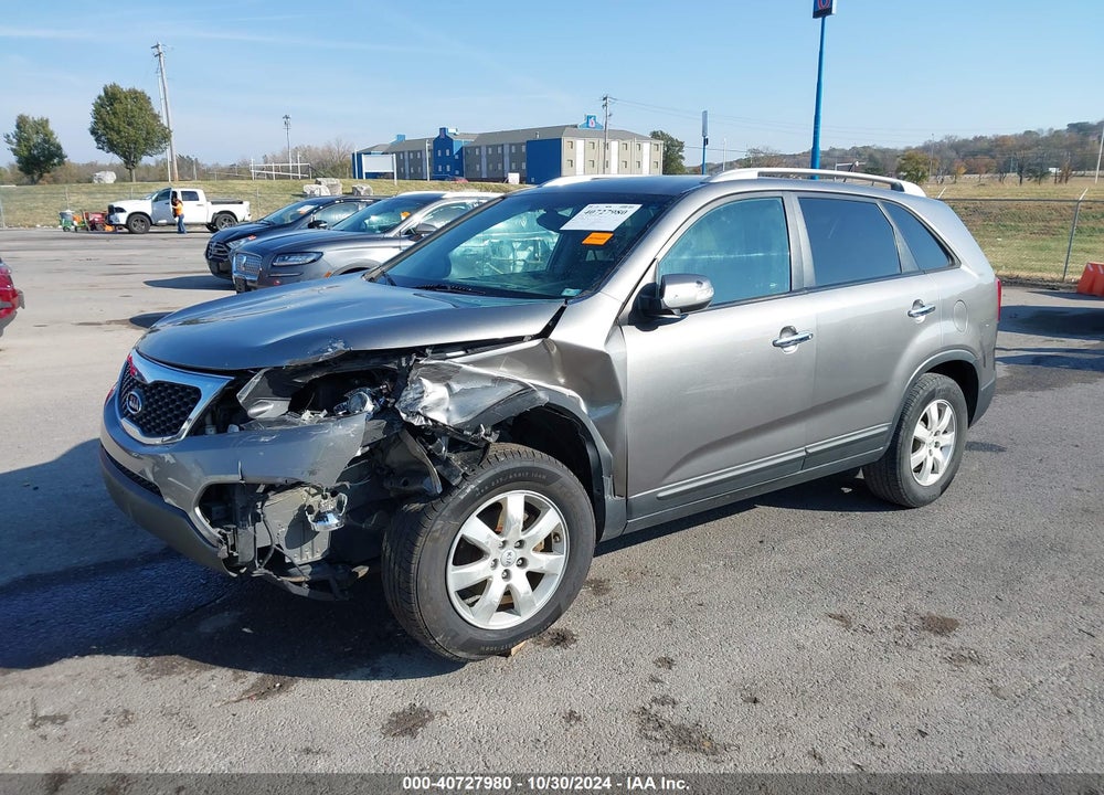 2012 KIA SORENTO LX VIN: 5XYKT3A64CG213309