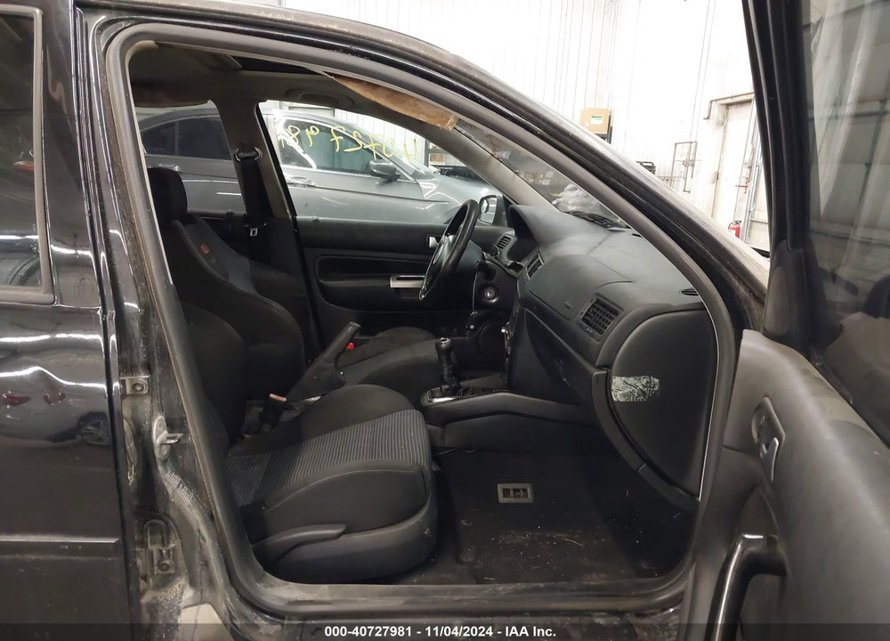 2003 VOLKSWAGEN JETTA GLI VIN: 3VWVH69M13M174150
