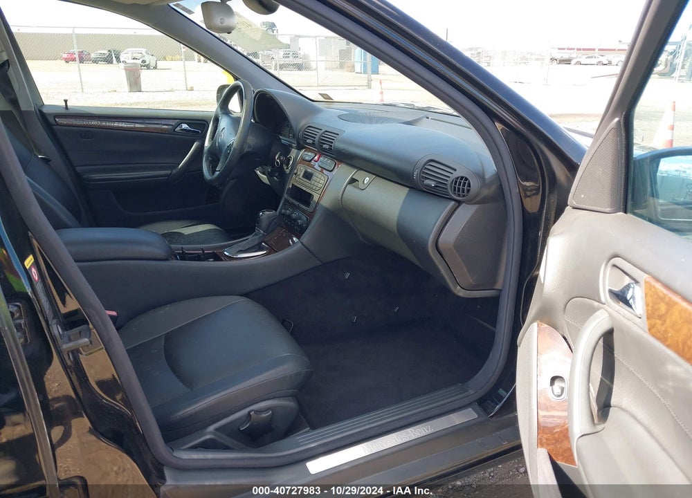 2003 MERCEDES-BENZ C 240 VIN: WDBRF61J43A502295