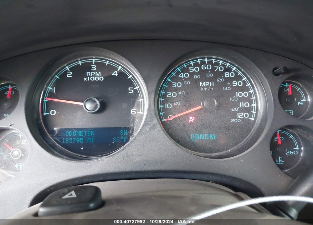 2009 CHEVROLET TAHOE LT1 VIN: 1GNEC23309R209480