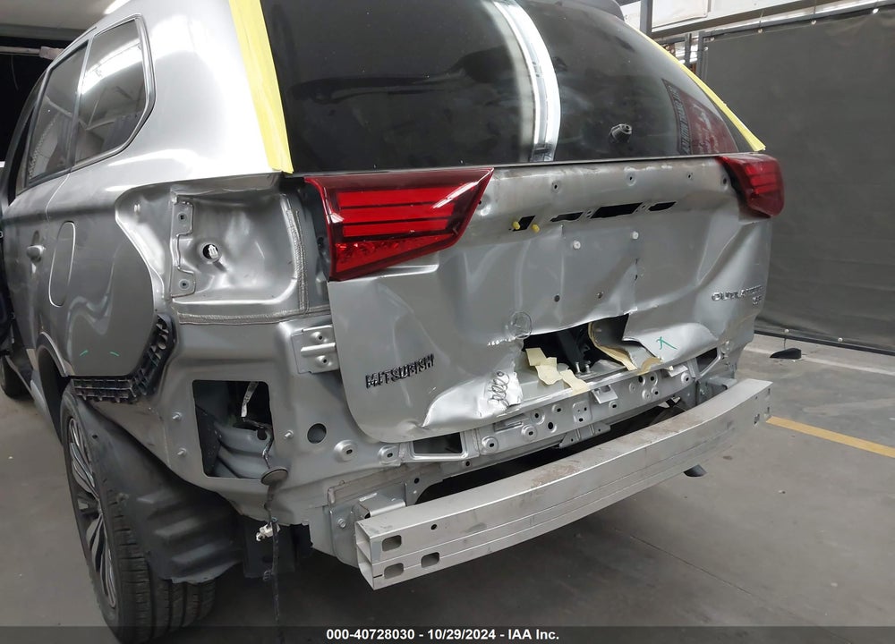 2019 MITSUBISHI OUTLANDER VIN: JA4AD3A38KZ014949