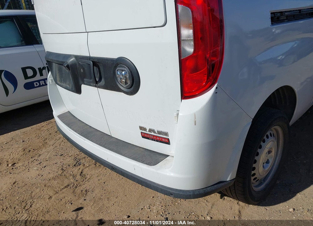 2022 RAM PROMASTER CITY CARGO VAN VIN: ZFBHRFAB3N6X63214