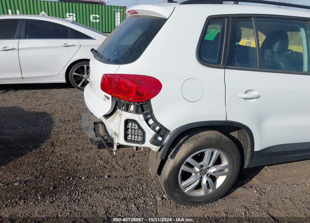 2017 VOLKSWAGEN TIGUAN 2.0T S VIN: WVGBV7AX6HK000613