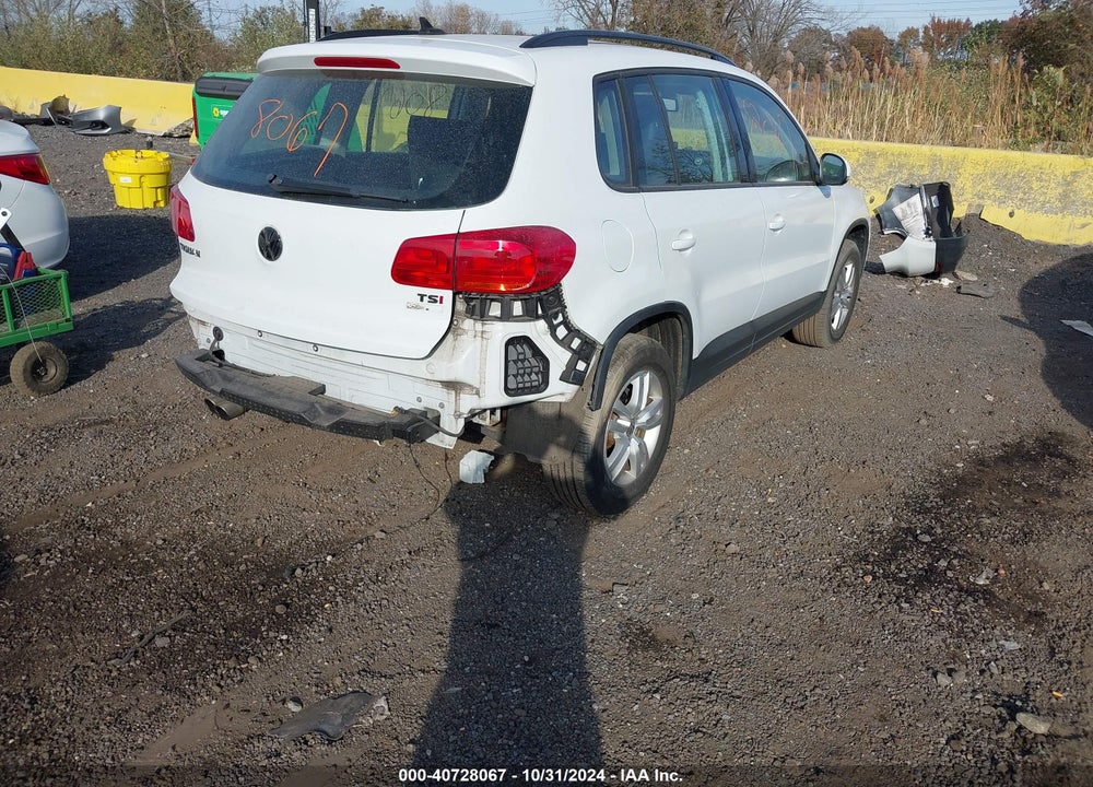 2017 VOLKSWAGEN TIGUAN 2.0T S VIN: WVGBV7AX6HK000613
