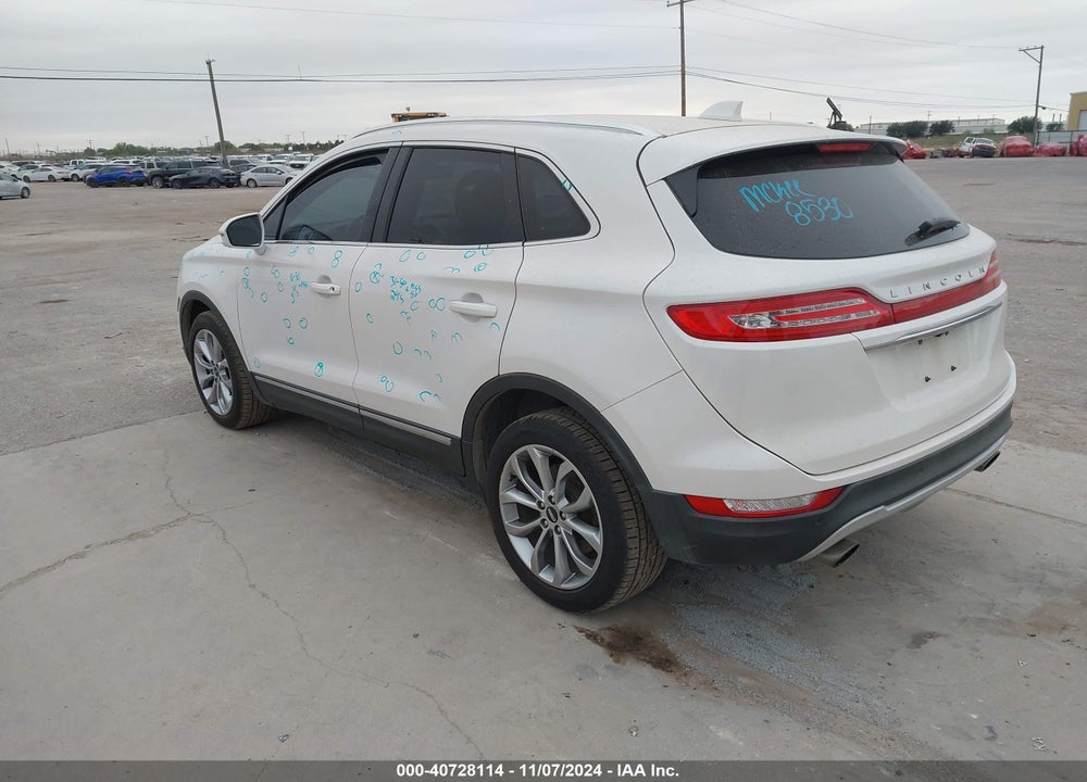 2019 LINCOLN MKC SELECT VIN: 5LMCJ2C93KUL09496