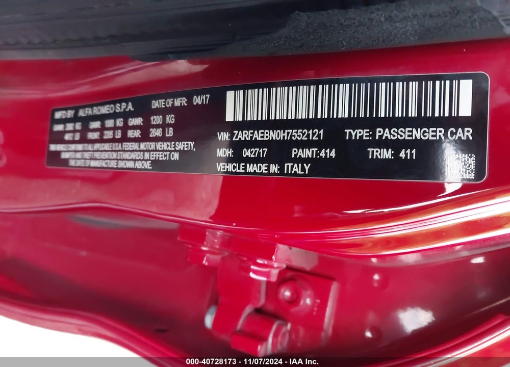 2017 ALFA ROMEO GIULIA VIN: ZARFAEBN0H7552121
