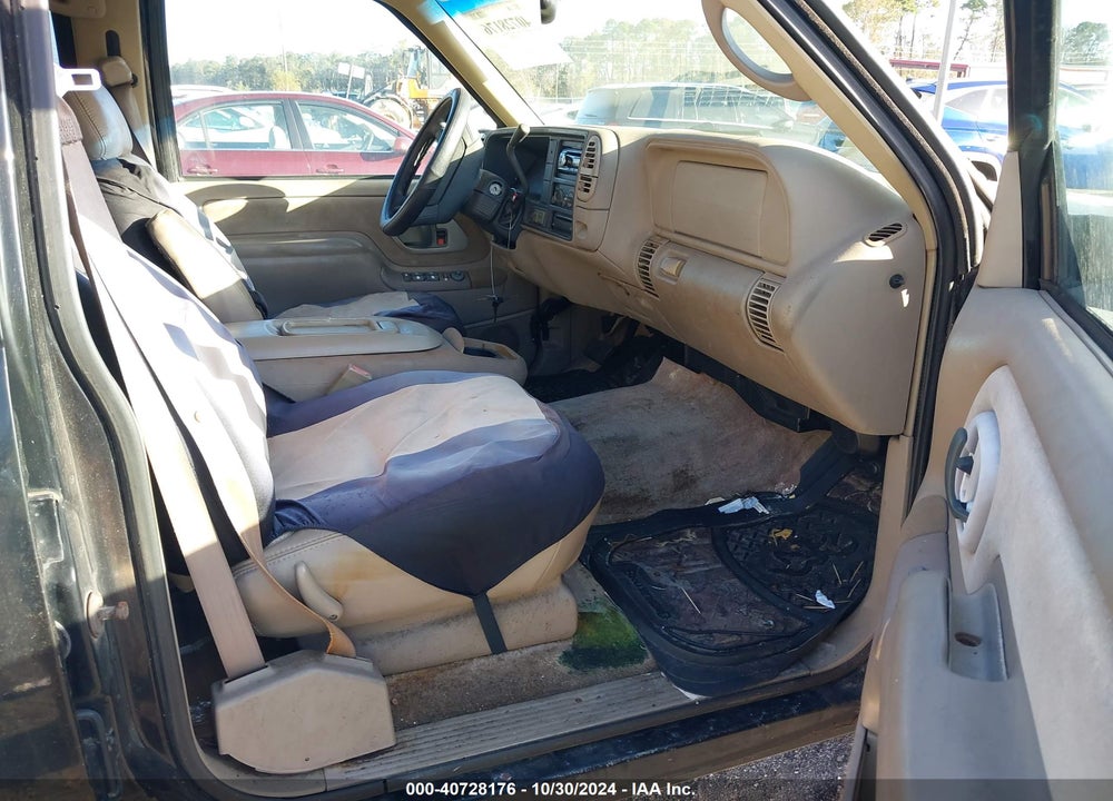 1997 GMC SUBURBAN 1500 SL VIN: 3GKFK16R1VG511157