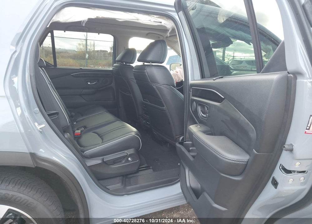2023 HONDA PILOT AWD ELITE VIN: 5FNYG1H83PB013867