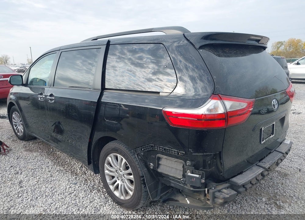 2015 TOYOTA SIENNA XLE LIMITED VIN: 5TDYK3DCXFS643030